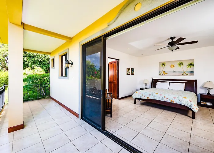 Сasa de vacaciones Catalina 15 - Ocean-view Townhouse, Pool, Walk To Playa Prieta *